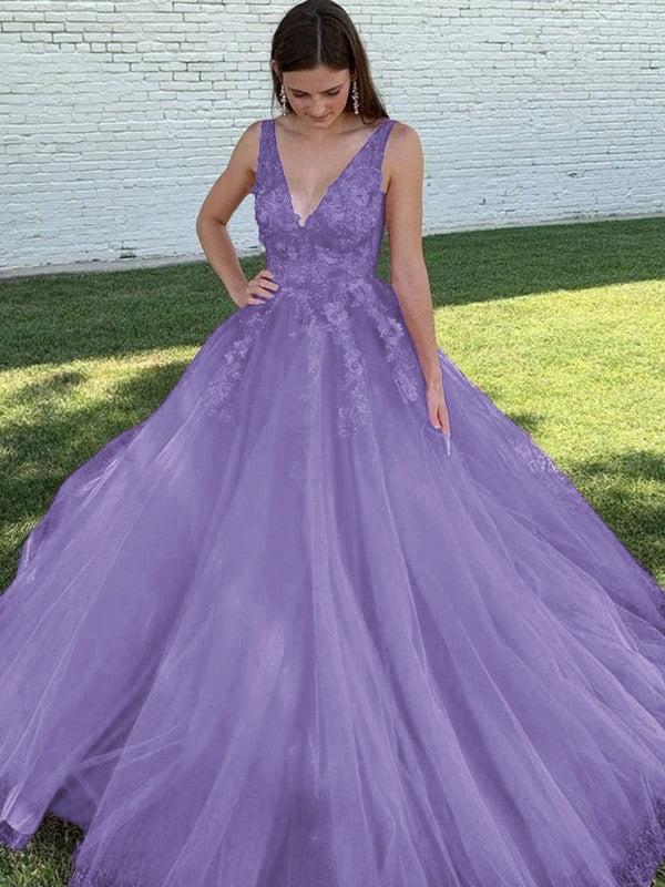 A-Line/Princess Tulle Applique V-neck Sleeveless Sweep/Brush Train Prom Dress