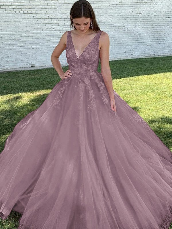 A-Line/Princess Tulle Applique V-neck Sleeveless Sweep/Brush Train Prom Dress