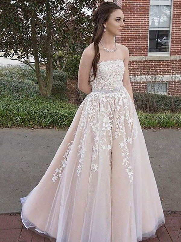 A-Line Strapless Sleeveless Floor-Length With Applique Tulle Prom Dress