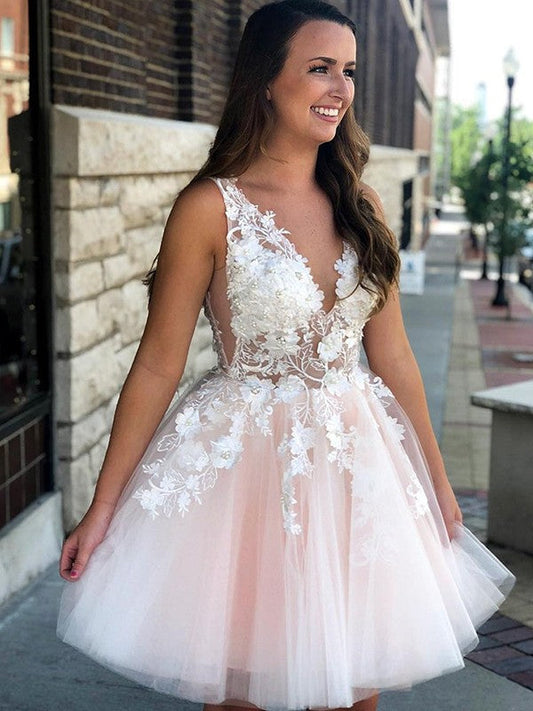 A-Line Sleeveless V-neck Tulle With Applique Short/Mini Homecoming Dress