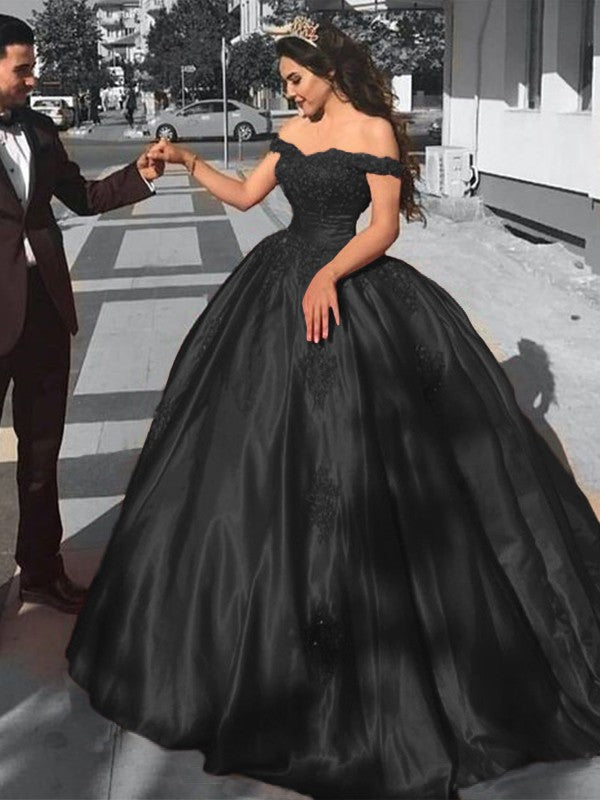 Ball Gown Sleeveless Off-the-Shoulder Sweep/Brush Train Satin Lace Prom Dress