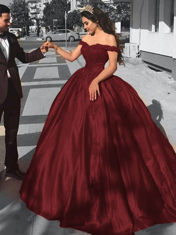 Ball Gown Sleeveless Off-the-Shoulder Sweep/Brush Train Satin Lace Prom Dress