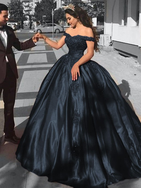 Ball Gown Sleeveless Off-the-Shoulder Sweep/Brush Train Satin Lace Prom Dress