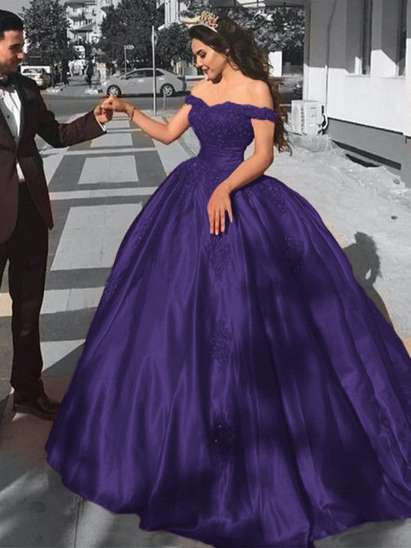 Ball Gown Sleeveless Off-the-Shoulder Sweep/Brush Train Satin Lace Prom Dress