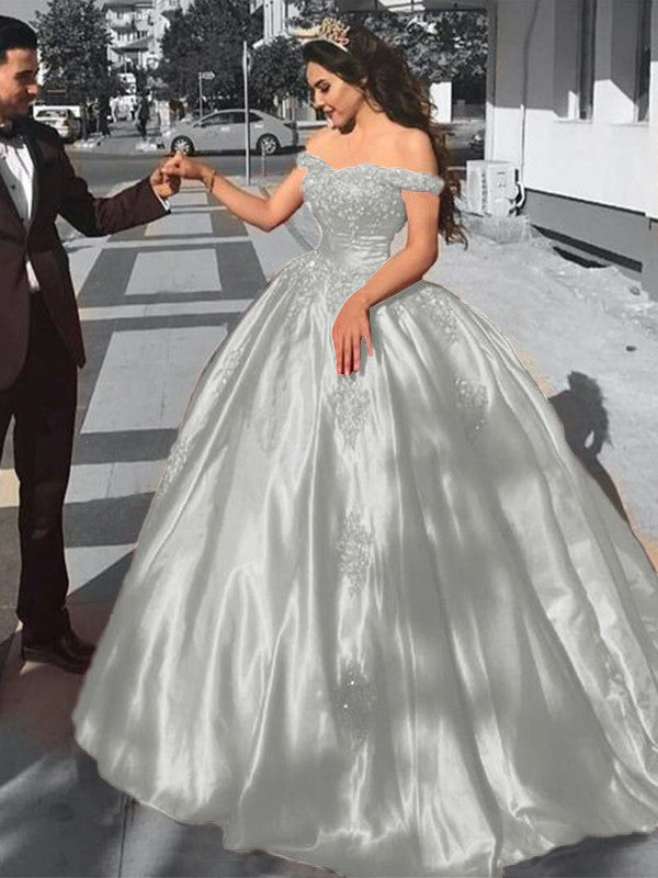 Ball Gown Sleeveless Off-the-Shoulder Sweep/Brush Train Satin Lace Prom Dress
