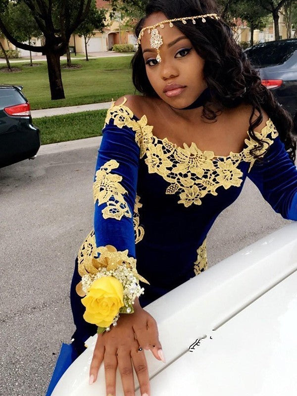 Mermaid Long Sleeves Off-the-Shoulder Sweep/Brush Train With Applique Velvet Prom Dress