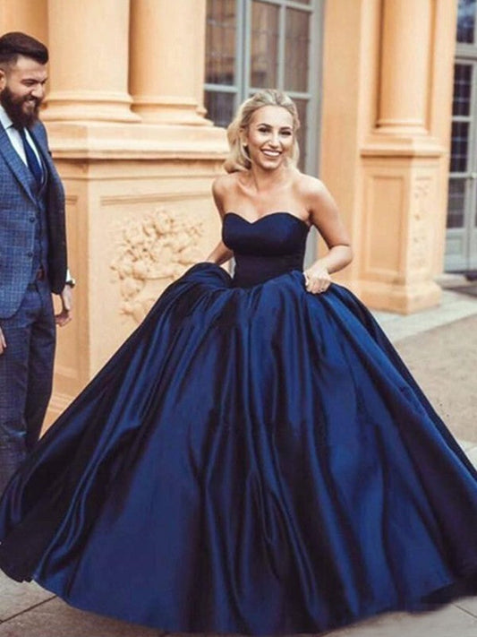 Ball Gown Sleeveless Sweetheart Sweep/Brush Train With Ruffles Satin Prom Dress