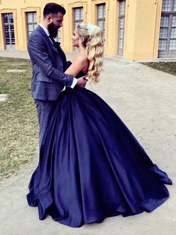 Ball Gown Sleeveless Sweetheart Sweep/Brush Train With Ruffles Satin Prom Dress