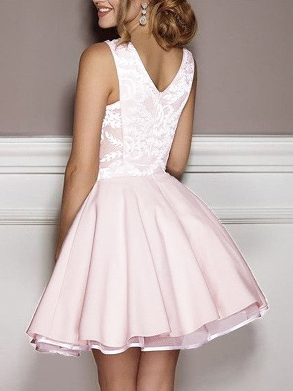 A-Line Satin Applique V-neck Sleeveless Short/Mini Homecoming Prom Dress