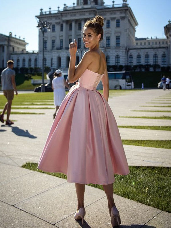 A-Line Satin Bowknot Sweetheart Sleeveless Tea-Length Homecoming Prom Dress