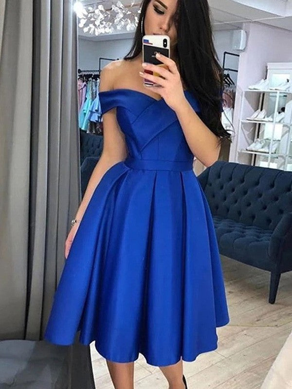 A-Line/Princess Satin Ruffles Off-the-Shoulder Sleeveless Knee-Length Homecoming Dress