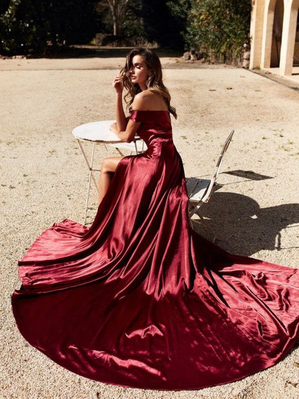 A-Line/Princess Off-the-Shoulder Ruffles Court Train Sleeveless Prom Dress