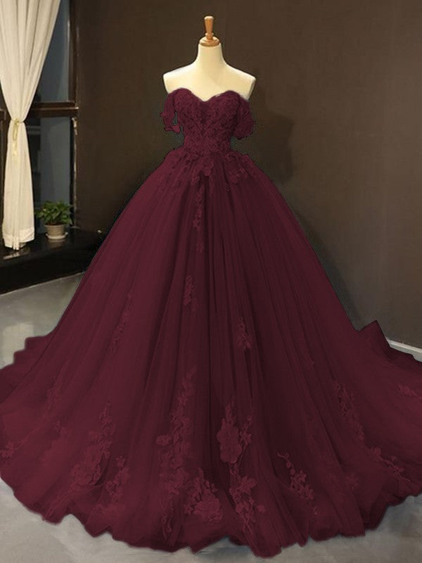 Ball Gown Tulle Off-the-Shoulder Sleeveless Applique Chapel Train Prom Dress