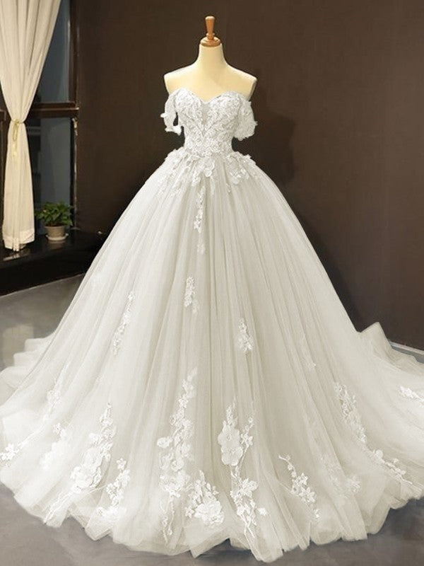 Ball Gown Tulle Off-the-Shoulder Sleeveless Applique Chapel Train Prom Dress