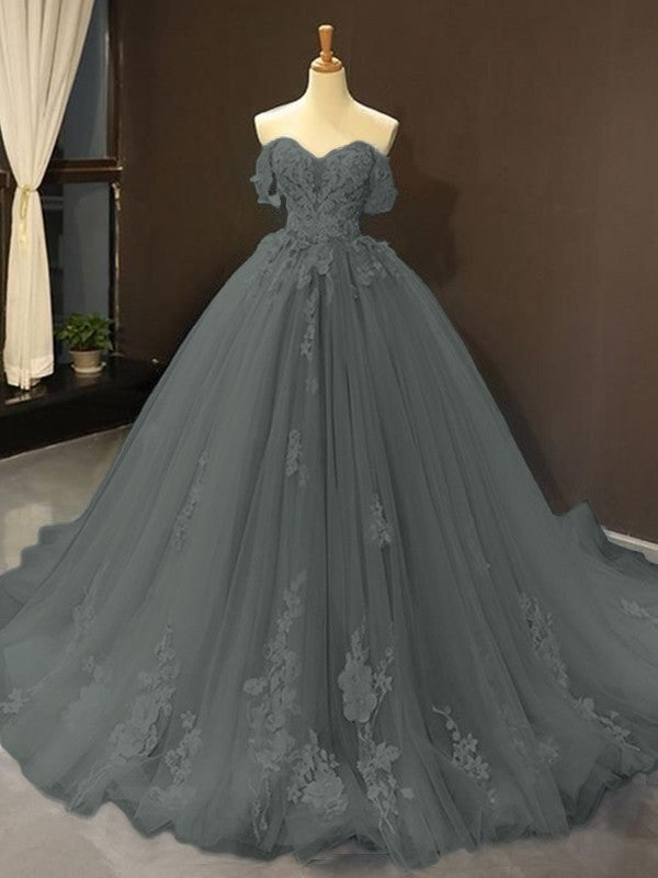 Ball Gown Tulle Off-the-Shoulder Sleeveless Applique Chapel Train Prom Dress