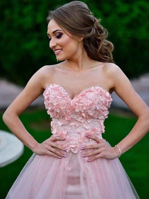 A-Line/Princess Tulle Sweetheart Sleeveless Hand-Made Flower Sweep/Brush Train Prom Dress