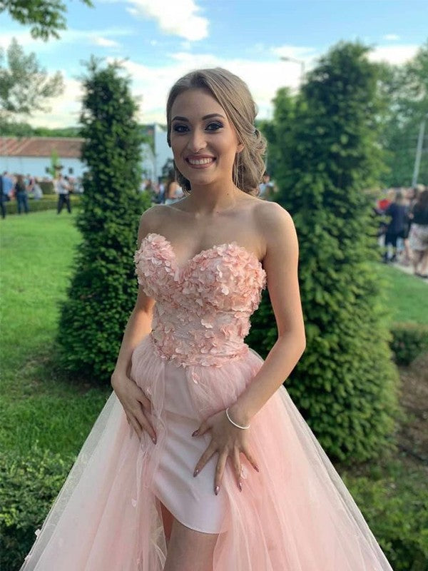 A-Line/Princess Tulle Sweetheart Sleeveless Hand-Made Flower Sweep/Brush Train Prom Dress