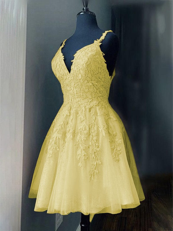 A-Line/Princess Tulle Applique V-neck Sleeveless Short/Mini Prom Dress