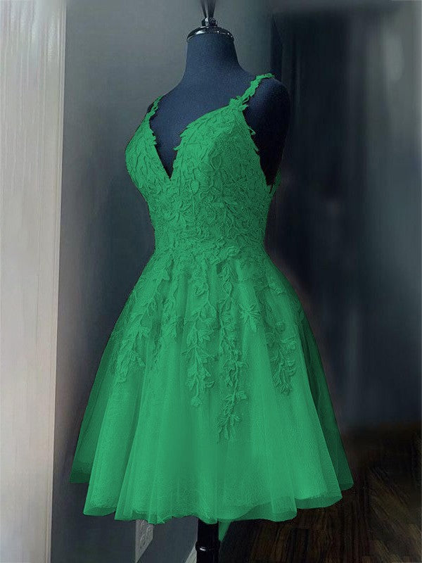 A-Line/Princess Tulle Applique V-neck Sleeveless Short/Mini Prom Dress