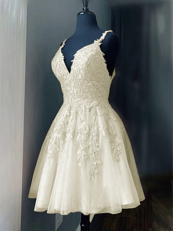 A-Line/Princess Tulle Applique V-neck Sleeveless Short/Mini Prom Dress