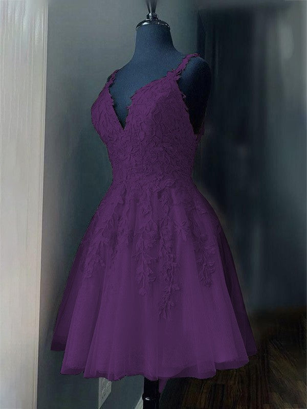 A-Line/Princess Tulle Applique V-neck Sleeveless Short/Mini Prom Dress