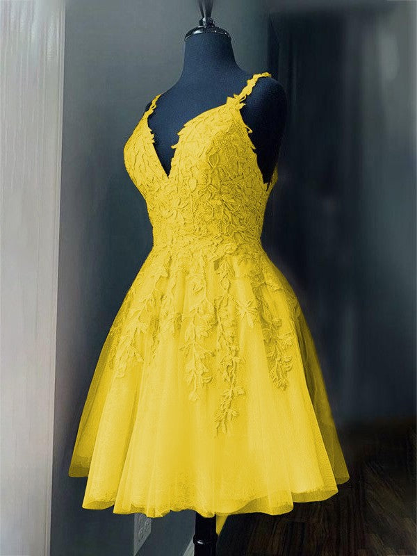A-Line/Princess Tulle Applique V-neck Sleeveless Short/Mini Prom Dress