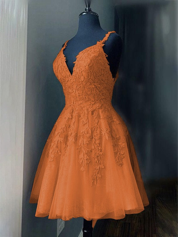A-Line/Princess Tulle Applique V-neck Sleeveless Short/Mini Prom Dress