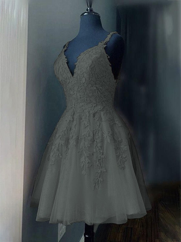 A-Line/Princess Tulle Applique V-neck Sleeveless Short/Mini Prom Dress