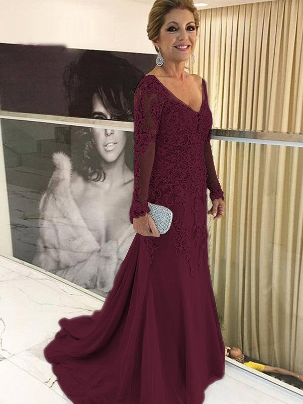 Sheath/Column Tulle Applique V-neck Long Sleeves Sweep/Brush Train Mother of the Bride Dress