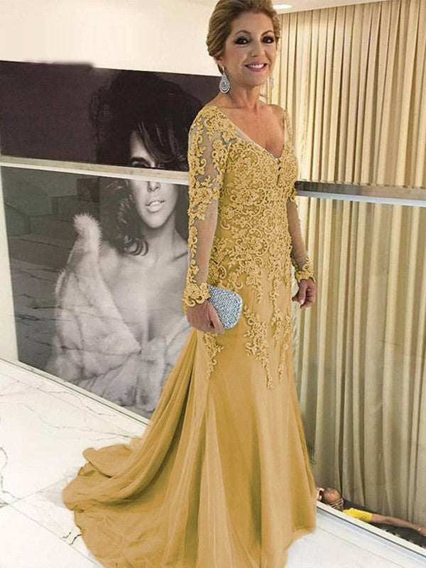 Sheath/Column Tulle Applique V-neck Long Sleeves Sweep/Brush Train Mother of the Bride Dress