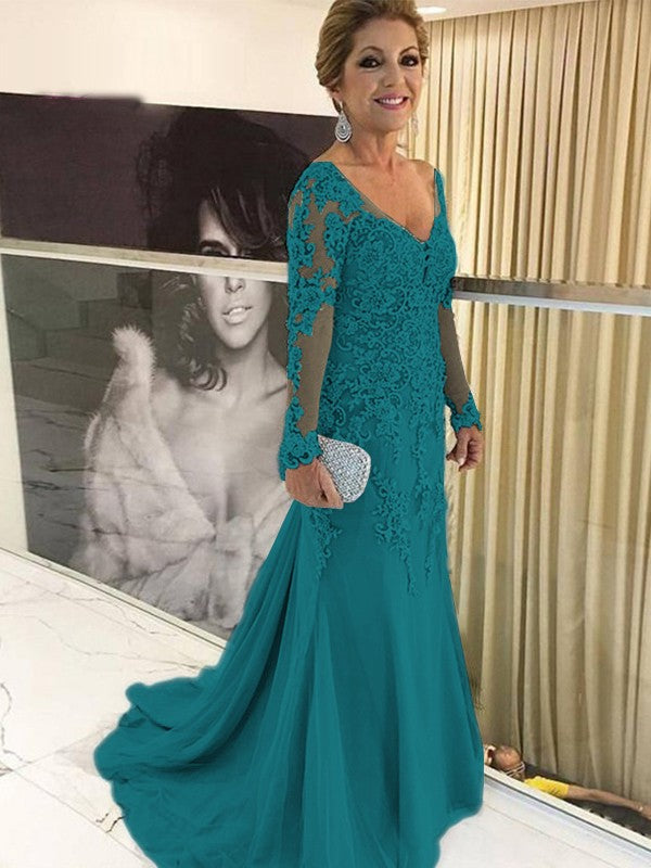 Sheath/Column Tulle Applique V-neck Long Sleeves Sweep/Brush Train Mother of the Bride Dress