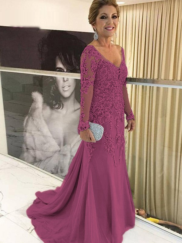 Sheath/Column Tulle Applique V-neck Long Sleeves Sweep/Brush Train Mother of the Bride Dress