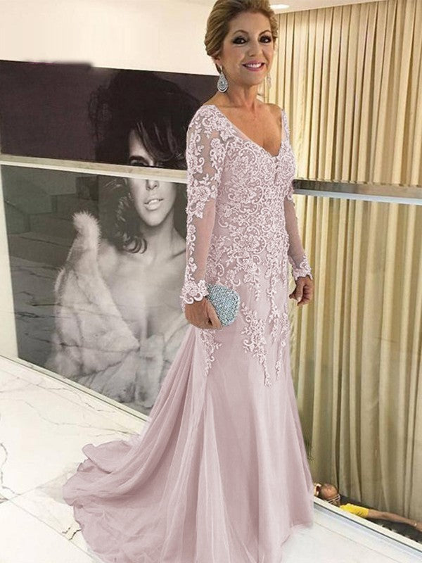 Sheath/Column Tulle Applique V-neck Long Sleeves Sweep/Brush Train Mother of the Bride Dress