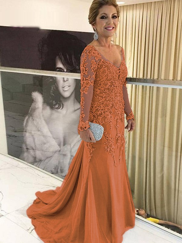 Sheath/Column Tulle Applique V-neck Long Sleeves Sweep/Brush Train Mother of the Bride Dress