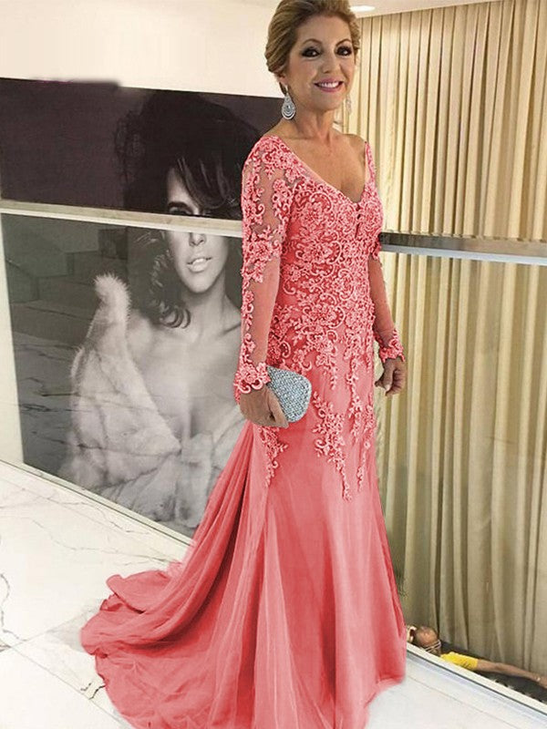 Sheath/Column Tulle Applique V-neck Long Sleeves Sweep/Brush Train Mother of the Bride Dress