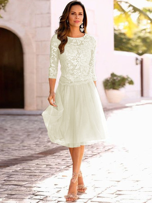 A-Line/Princess Tulle Applique Scoop 3/4 Sleeves Knee-Length Mother of the Bride Dress