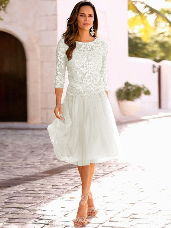 A-Line/Princess Tulle Applique Scoop 3/4 Sleeves Knee-Length Mother of the Bride Dress