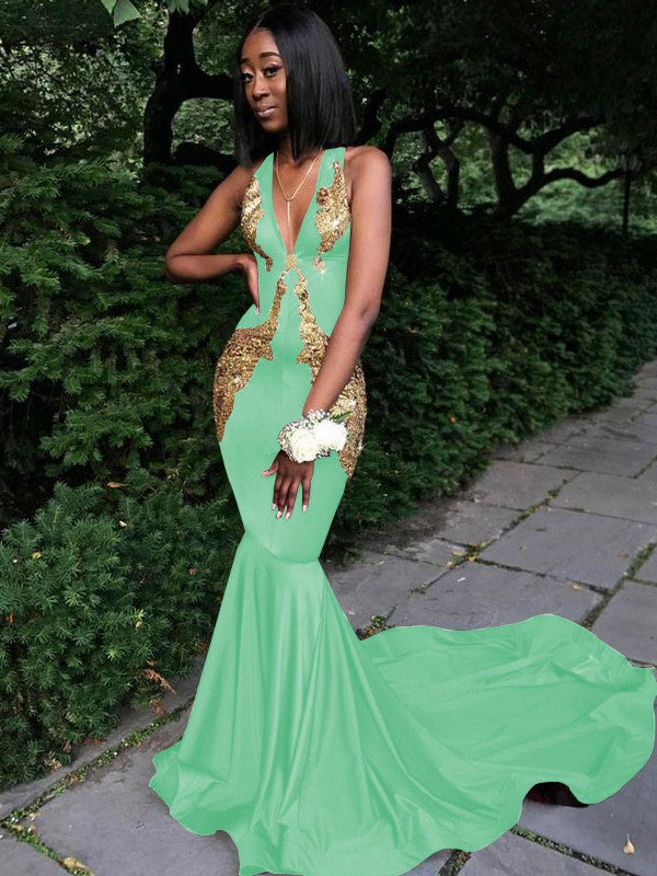 Memorable Magic Mermaid Silk like Satin Applique V-neck Sleeveless Chapel Train Prom Dress
