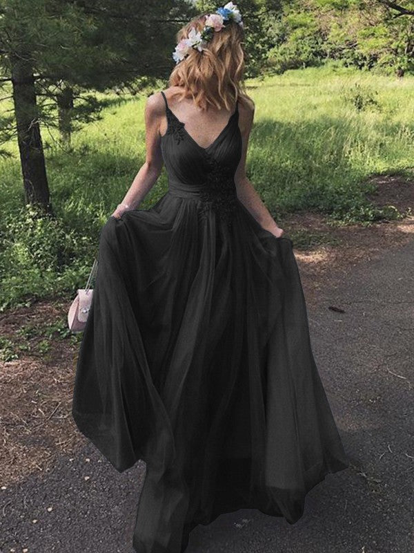 A-Line/Princess Tulle Applique V-neck Sleeveless Sweep/Brush Train Prom Dress