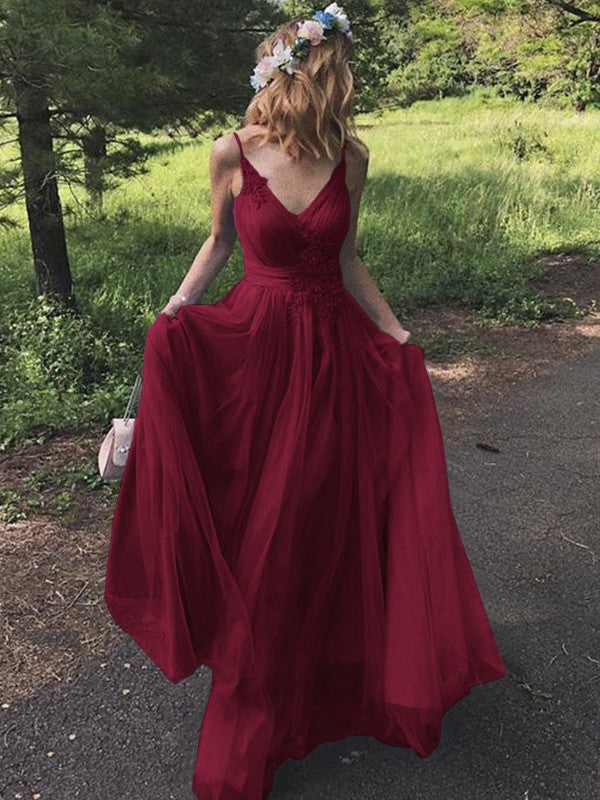 A-Line/Princess Tulle Applique V-neck Sleeveless Sweep/Brush Train Prom Dress