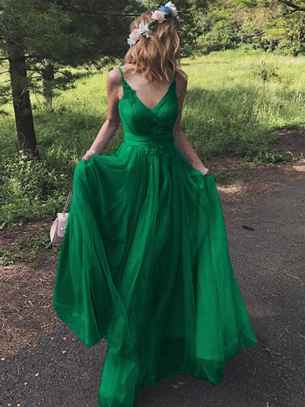 A-Line/Princess Tulle Applique V-neck Sleeveless Sweep/Brush Train Prom Dress