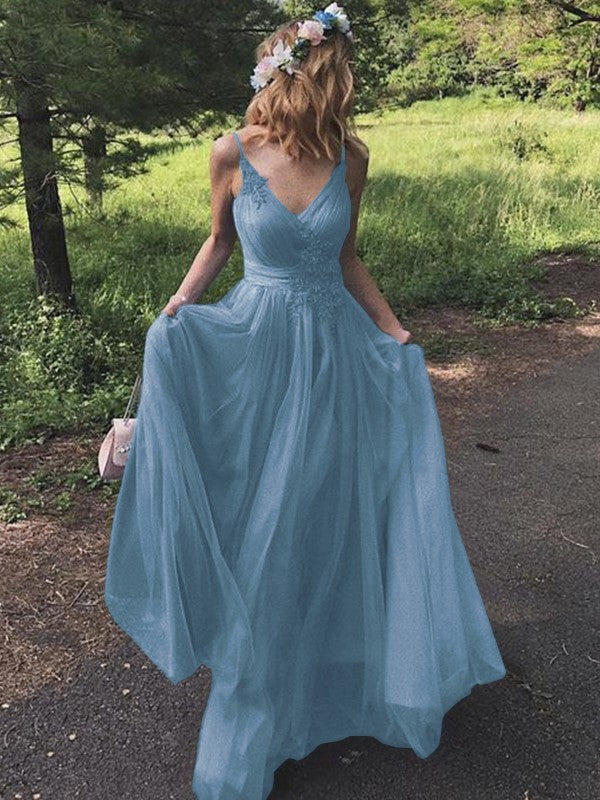 A-Line/Princess Tulle Applique V-neck Sleeveless Sweep/Brush Train Prom Dress