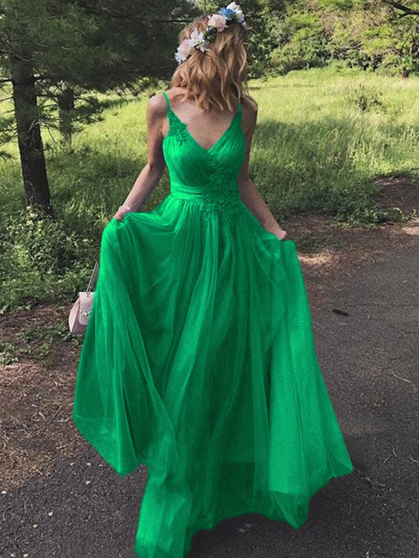 A-Line/Princess Tulle Applique V-neck Sleeveless Sweep/Brush Train Prom Dress