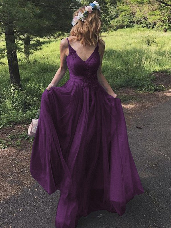 A-Line/Princess Tulle Applique V-neck Sleeveless Sweep/Brush Train Prom Dress