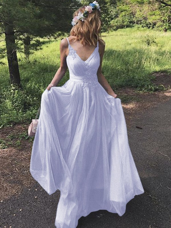A-Line/Princess Tulle Applique V-neck Sleeveless Sweep/Brush Train Prom Dress