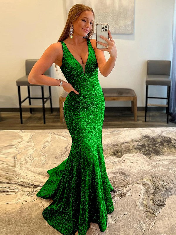 Sheath/Column Velvet Sequins Ruffles V-neck Sleeveless Sweep/Brush Train Prom Dress
