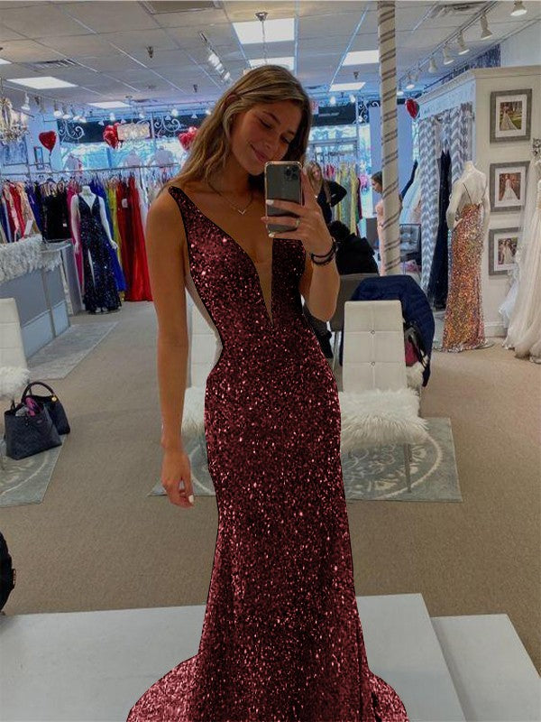 Sheath/Column Velvet Sequins V-neck Sleeveless Sweep/Brush Train Prom Dress