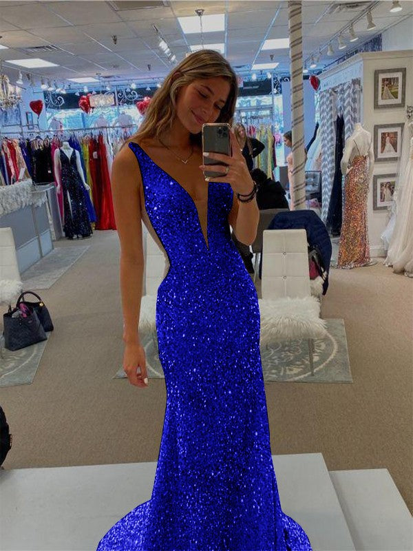 Sheath/Column Velvet Sequins V-neck Sleeveless Sweep/Brush Train Prom Dress