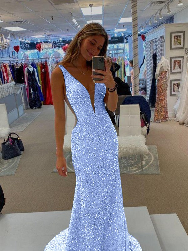 Sheath/Column Velvet Sequins V-neck Sleeveless Sweep/Brush Train Prom Dress