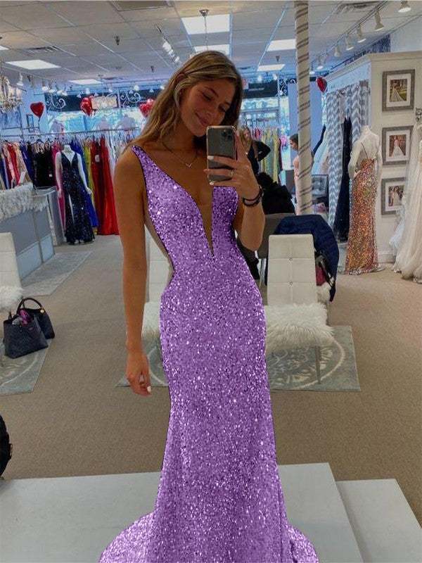 Sheath/Column Velvet Sequins V-neck Sleeveless Sweep/Brush Train Prom Dress